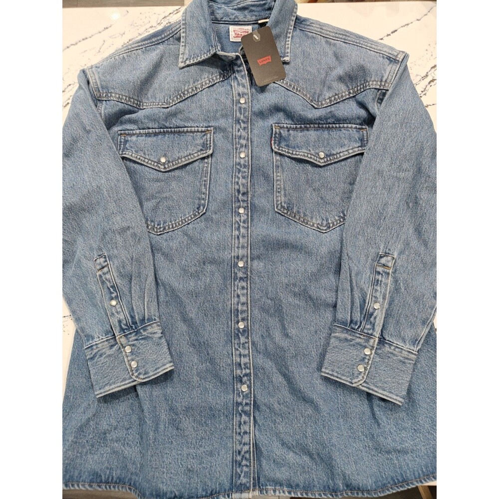 New Levi’s Women’s Dylan Oversized Western Shirt Pearl Snap Denim Size L Shacket